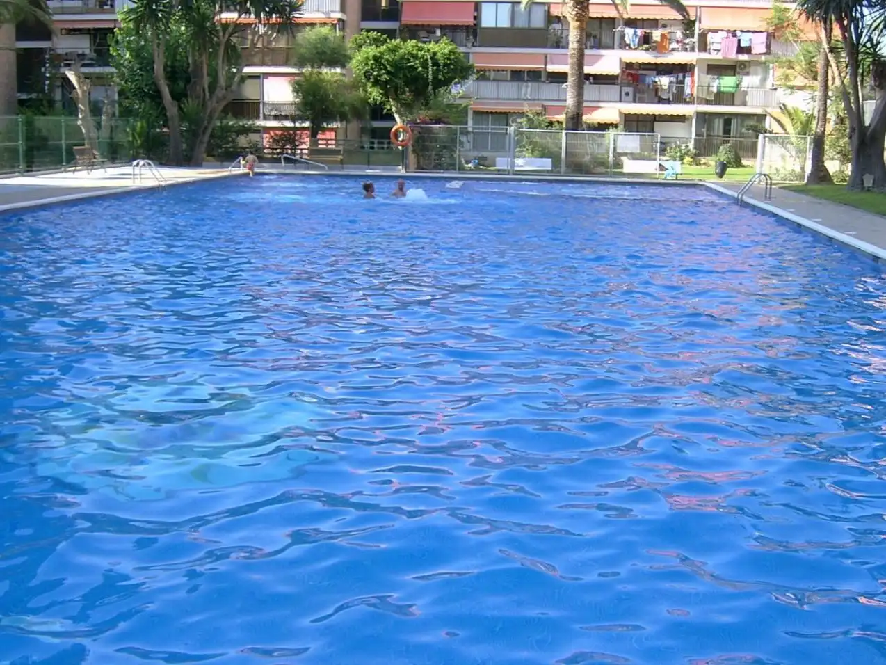 Duplex with pool for sale in Avenida Paris 8, imagen 2