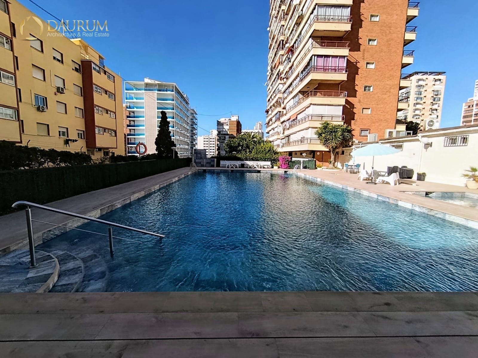 Piscina de Pis en venda en Benidorm amb Aire condicionat, Terrassa i Piscina