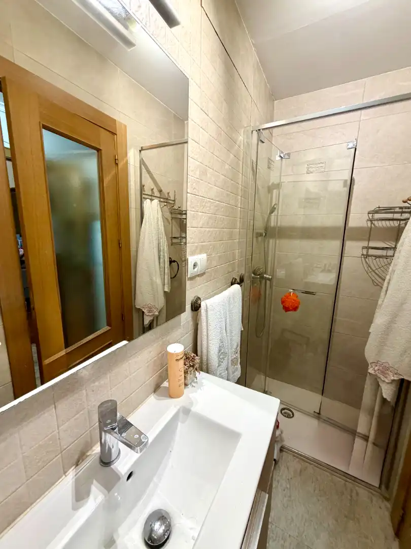 Bathroom of Flat for sale in Toledo  with Heating and Furnished