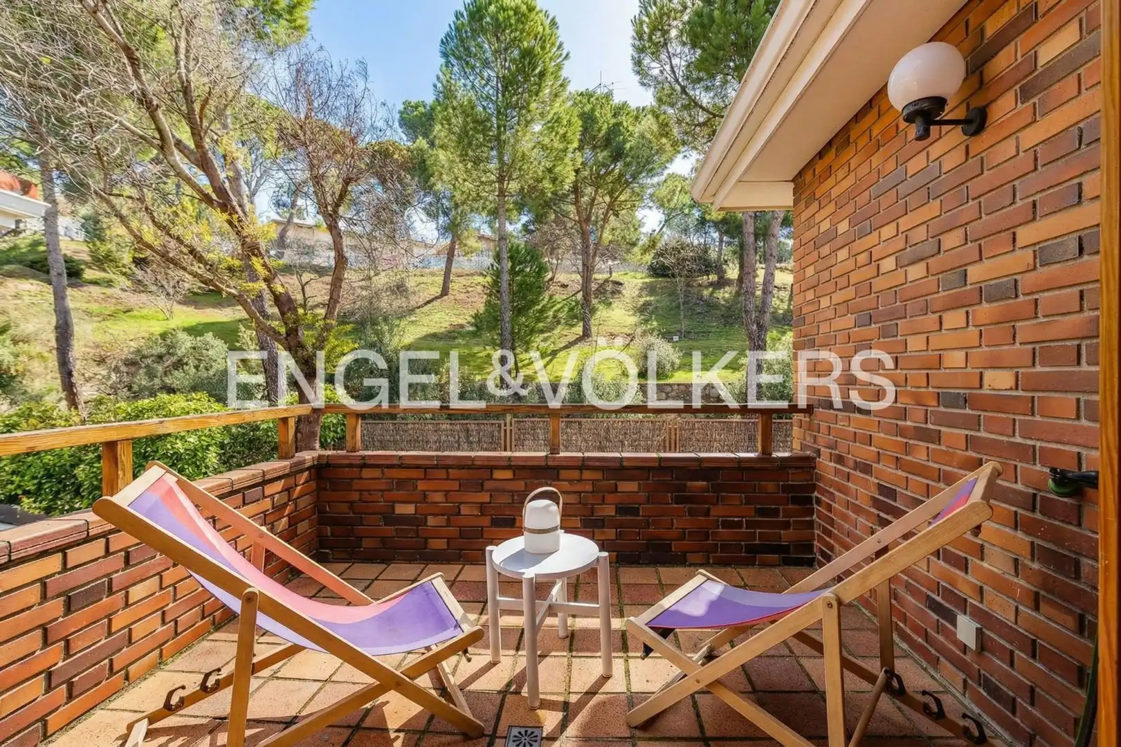 Terrassa de Casa o xalet en venda en Majadahonda amb Aire condicionat, Calefacció i Jardí privat