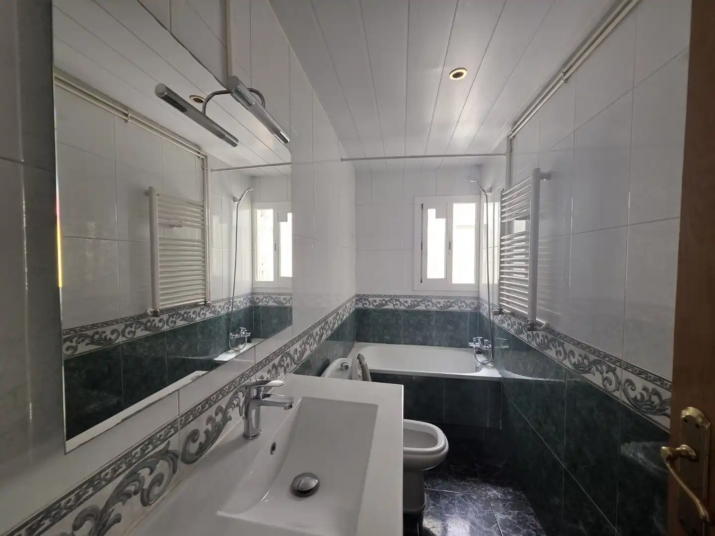 Badezimmer von Wohnung zum Verkauf in Premià de Dalt mit Klimaanlage, Heizung und Terrasse