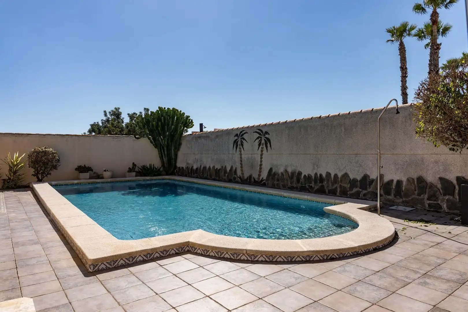 Piscina de Casa o xalet en venda en Orihuela amb Aire condicionat, Calefacció i Jardí privat