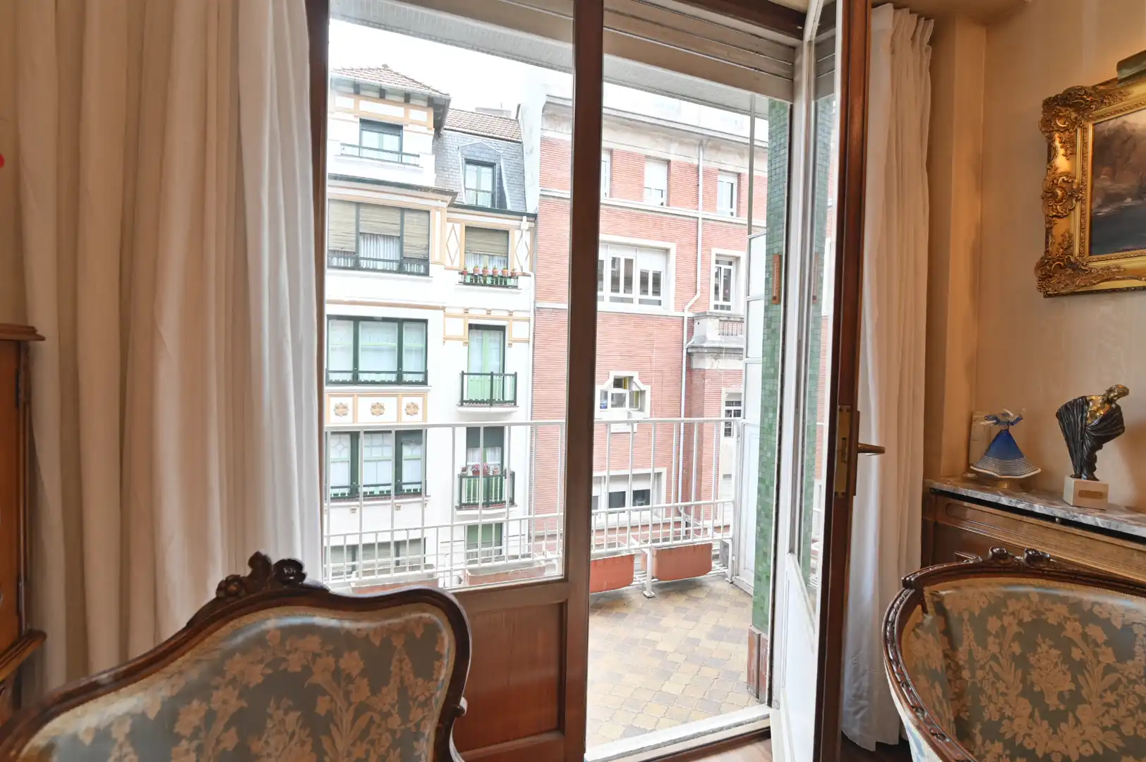 Habitación de Piso en venta en Bilbao  con Calefacción y Balcón