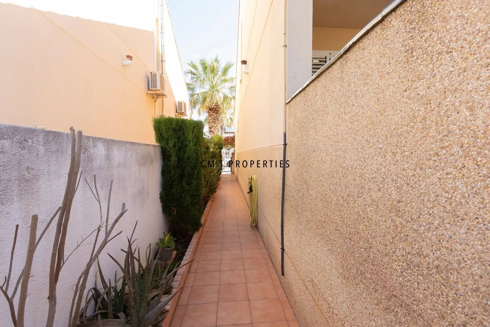 Exterior view of Detached homes for sale in Sagunto / Sagunt  with Air Conditioner, Terrace and Oven