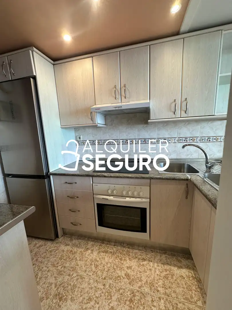 Kitchen of Flat for rent in Torremolinos  with Air Conditioner, Swimming Pool and Furnished