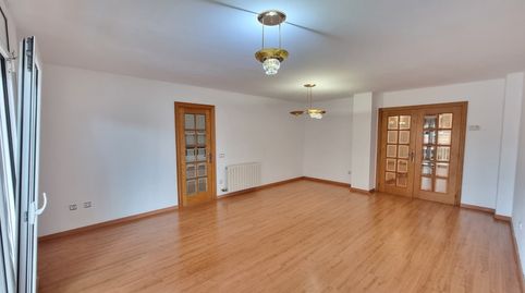 Foto 2 de Piso de alquiler en El Poble Sec, Igualada