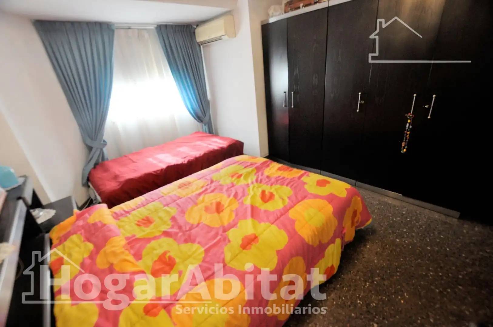Habitación de Piso en venta en Valencia con Terraza