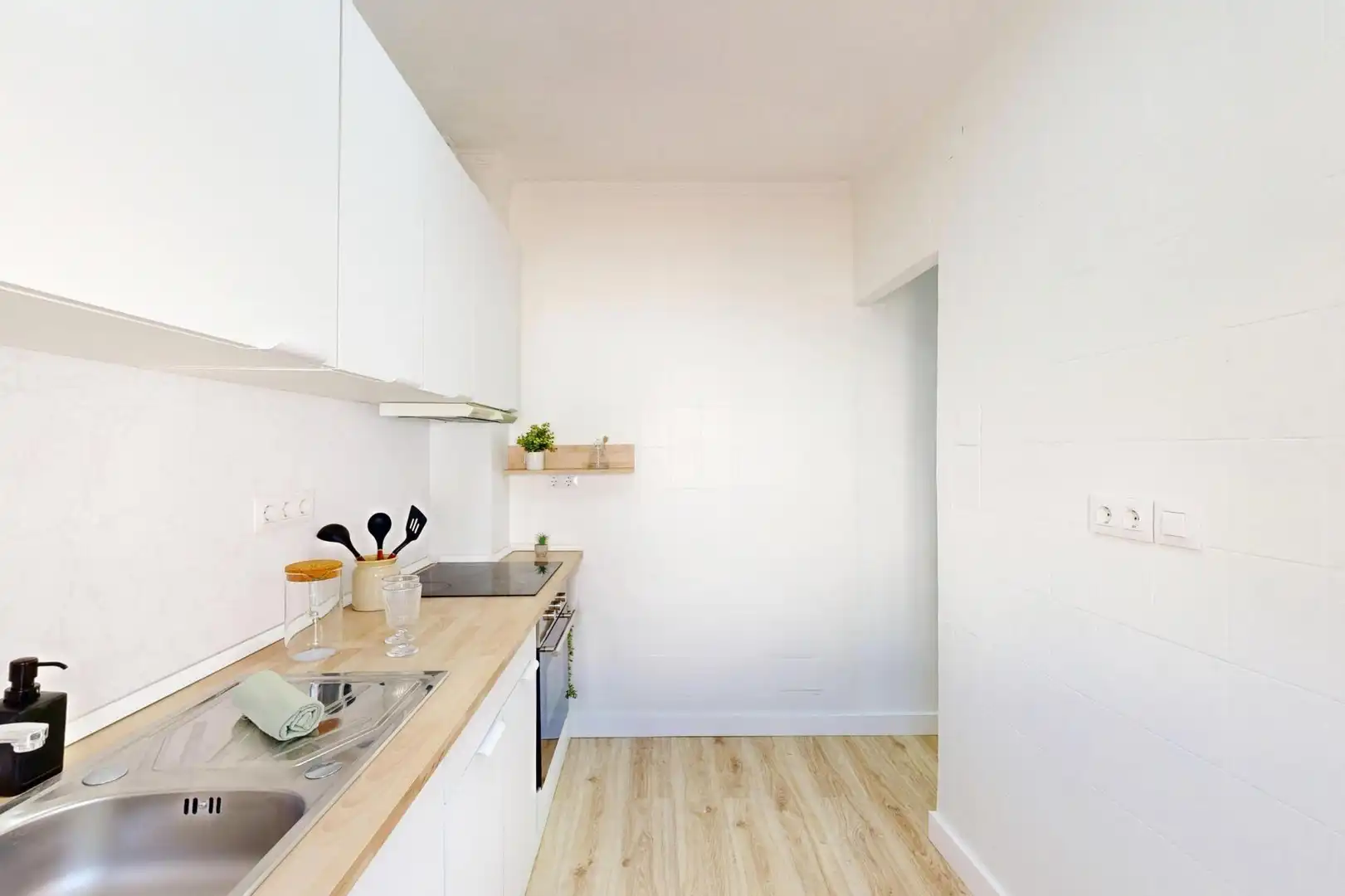 Küche von Wohnung zum Verkauf in Cartagena mit Klimaanlage, Heizung und Balkon