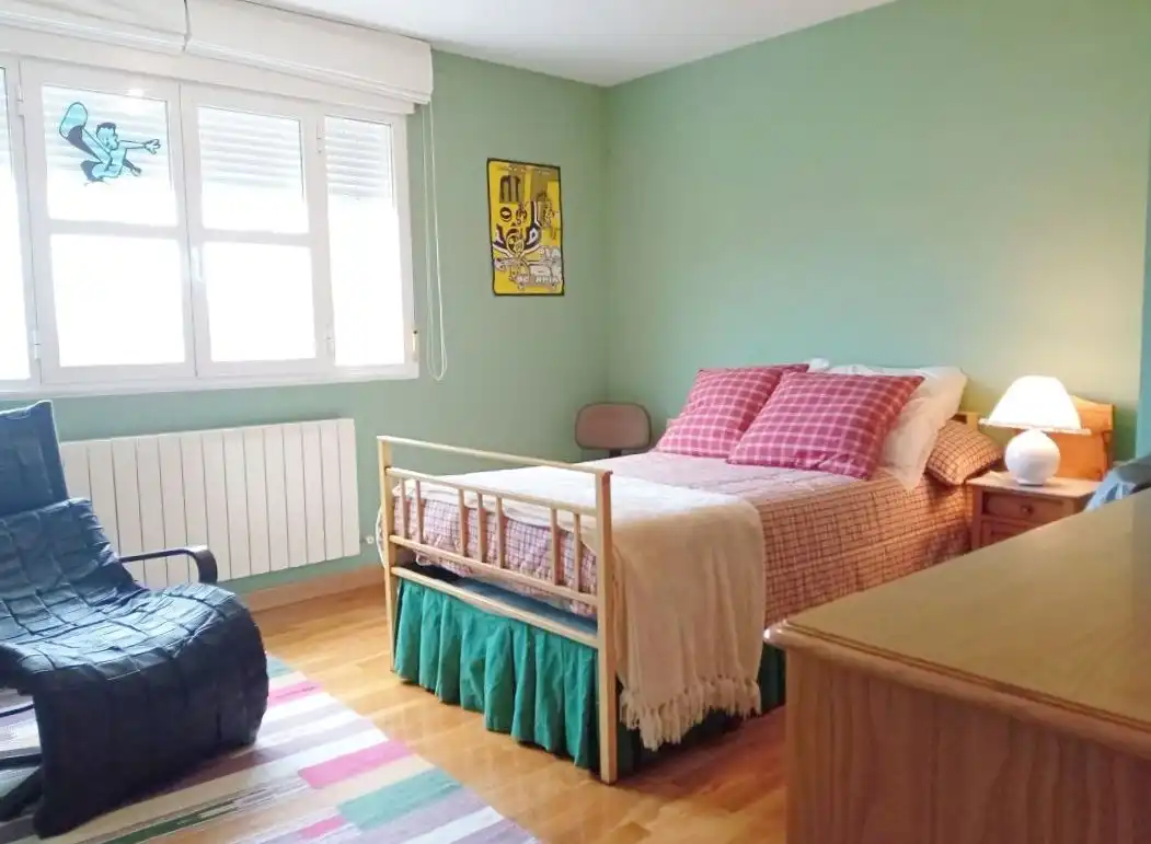 Habitación de Casa o chalet en venta en Viana con Calefacción, Jardín privado y Terraza