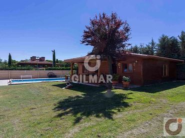 Xalet amb piscina en venda a Moncloa - Aravaca