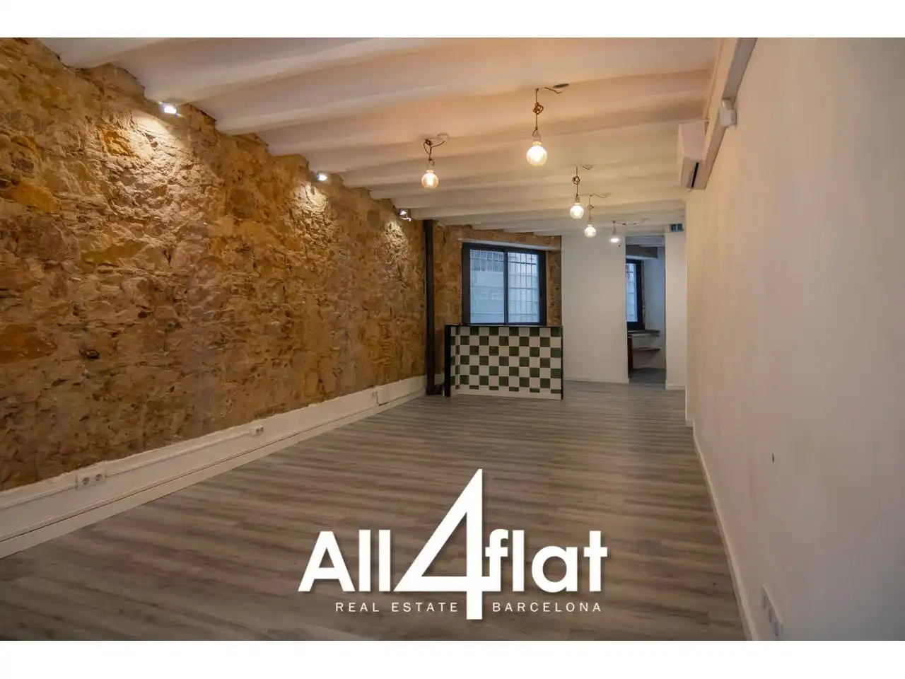 Business premises for sale in Calle Lluna, imagen 4