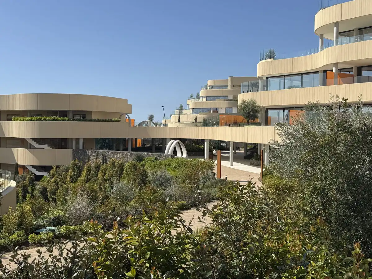 Vista exterior de Planta baja en venta en Fuengirola con Aire acondicionado, Calefacción y Terraza