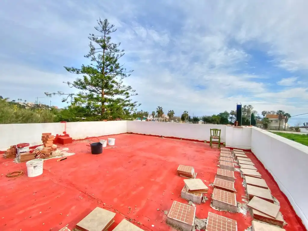 Houses for sale in Benajarafe