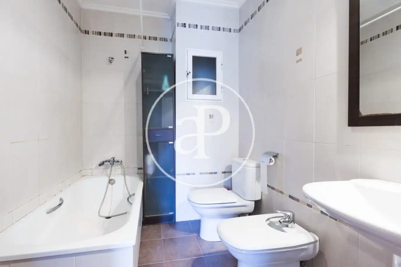 Flat for rent in Carrer de Xile, Mestalla