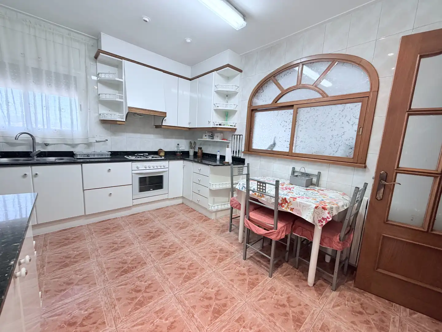 Kitchen of Houses for sale in Terrassa  with Air Conditioner, Heating and Private garden