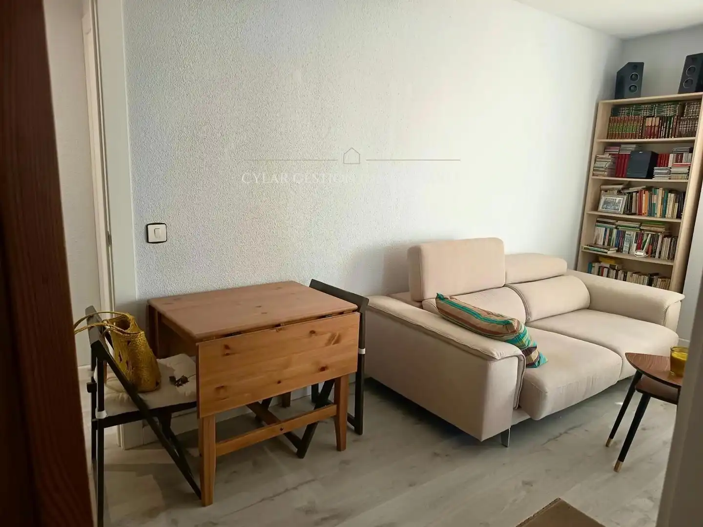 Wohnzimmer von Wohnung zum Verkauf in Terradillos mit Heizung, Parkett und Terrasse