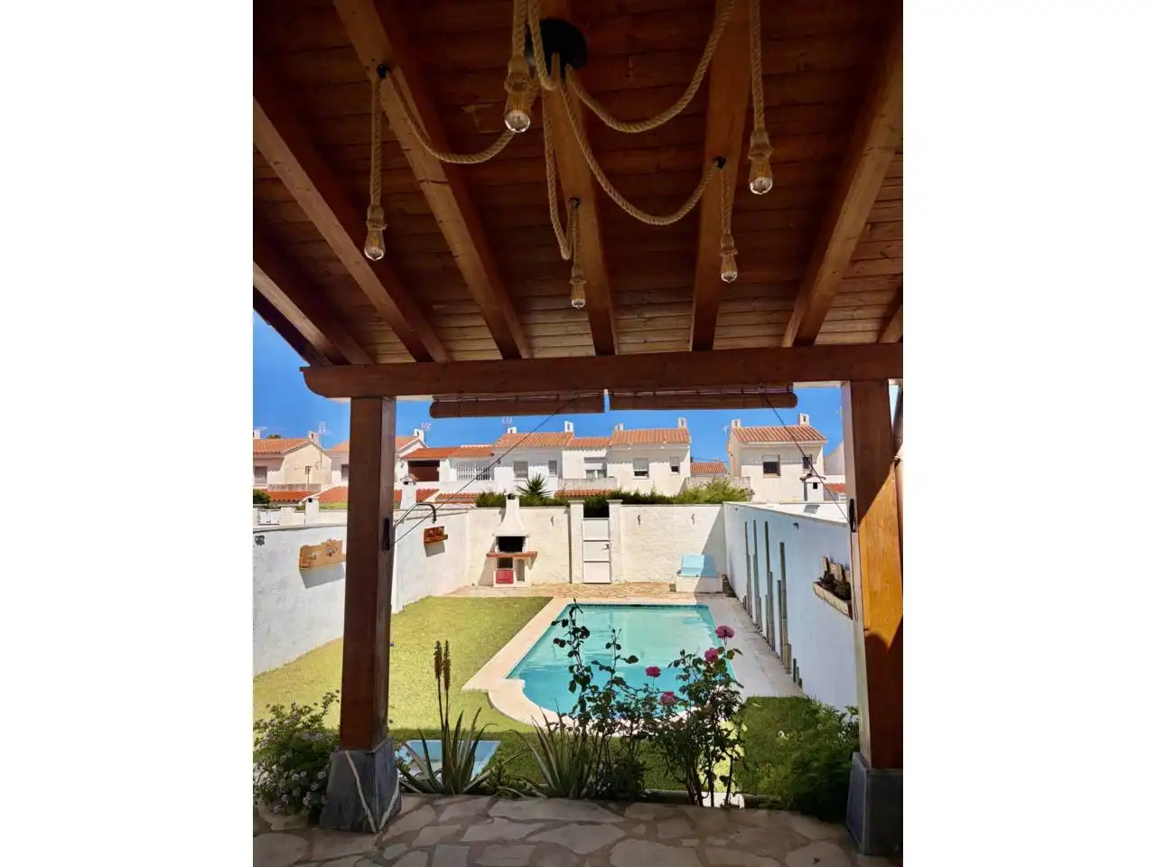 Terraced house with pool for sale in Calle Deessa Ísis