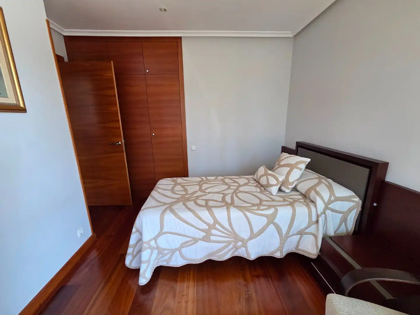 Schlafzimmer von Wohnung zum Verkauf in Burgos mit Heizung, Terrasse und Abstellraum