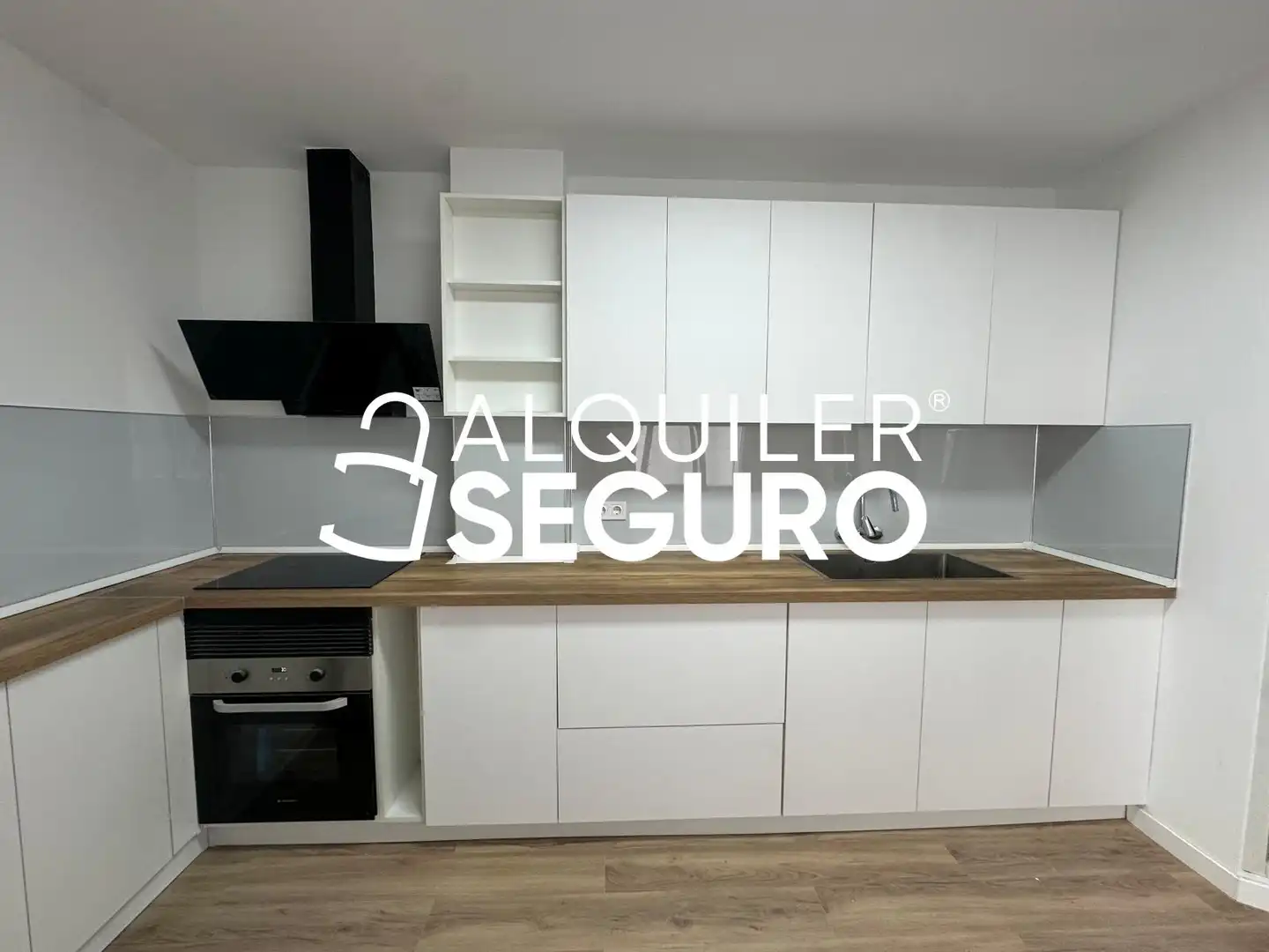 Cuina de Pis de lloguer en Catarroja amb Aire condicionat, Terrassa i Traster