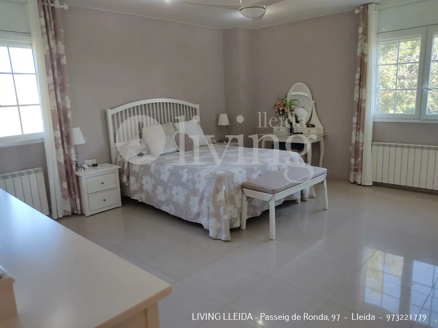 Bedroom of Houses for sale in Bell-lloc d'Urgell  with Heating, Private garden and Terrace