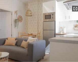 Kitchen of Flat to rent in  Madrid Capital  with Air Conditioner and Balcony