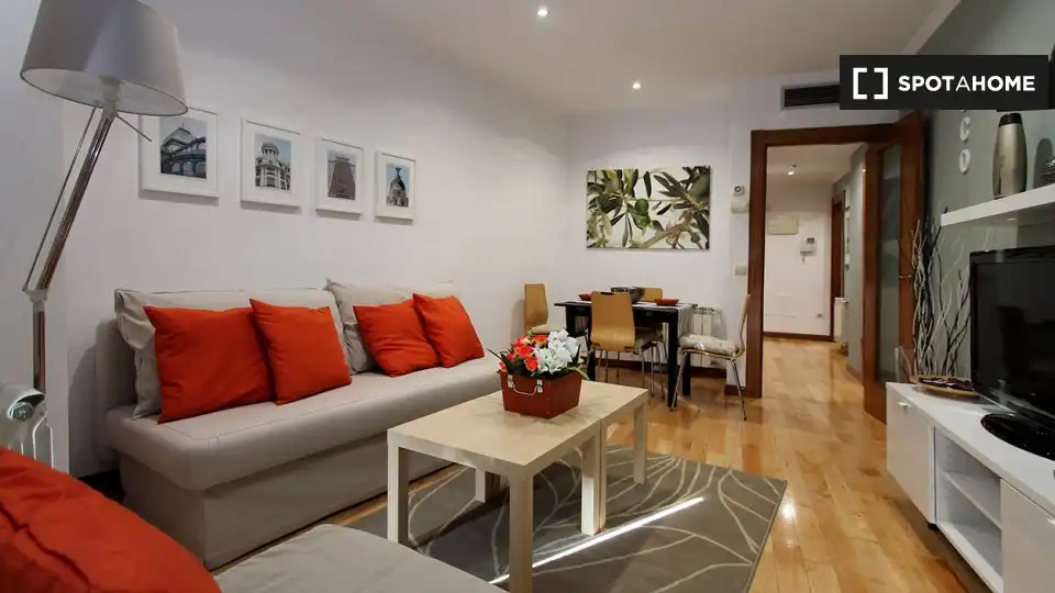 Flat for rent in Adelfas