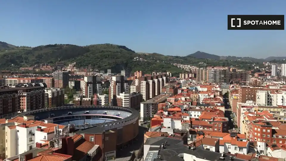 Habitació a Iralabarri