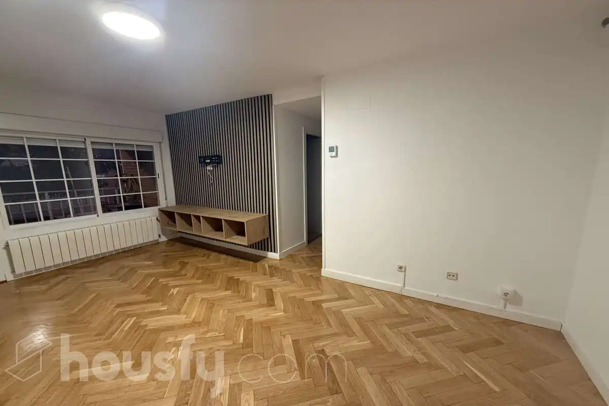 Pis de lloguer a Calle de Blas de Otero, Ensanche