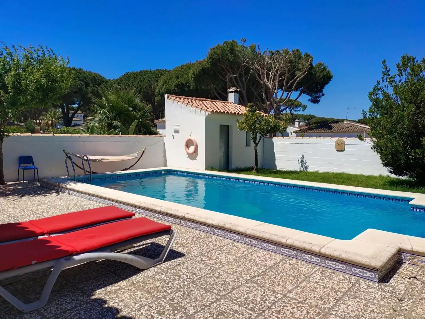 Jardí de Casa o xalet en venda en Chiclana de la Frontera amb Aire condicionat, Jardí privat i Piscina
