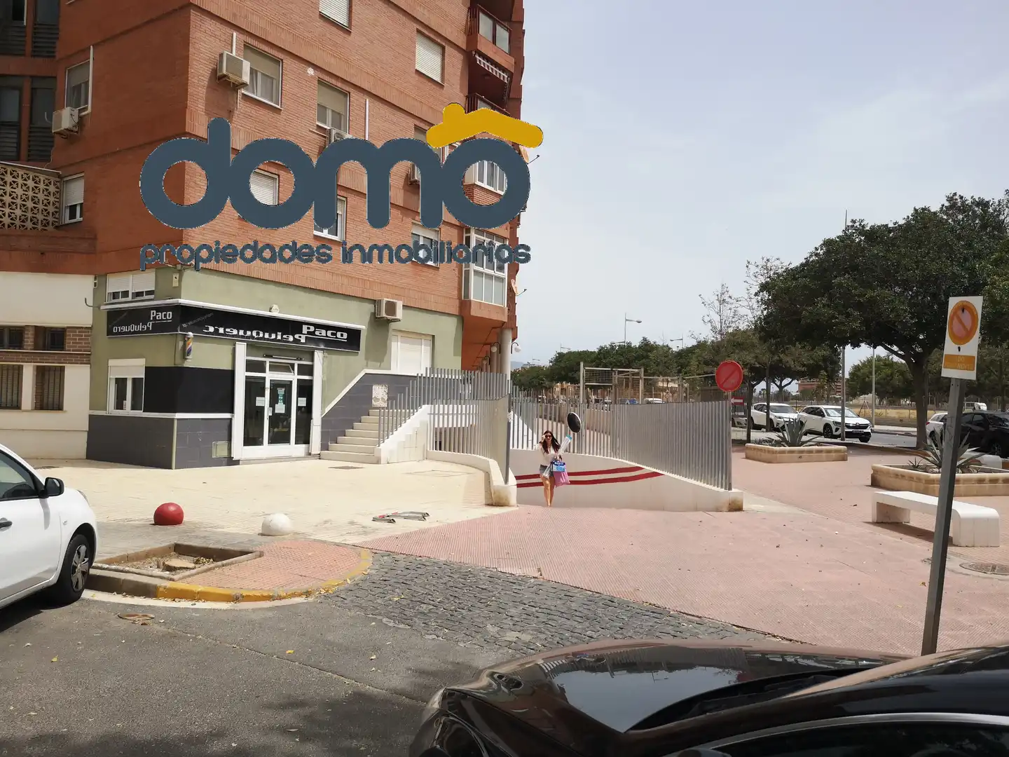 Außenansicht von Garage zum Verkauf in Almería
