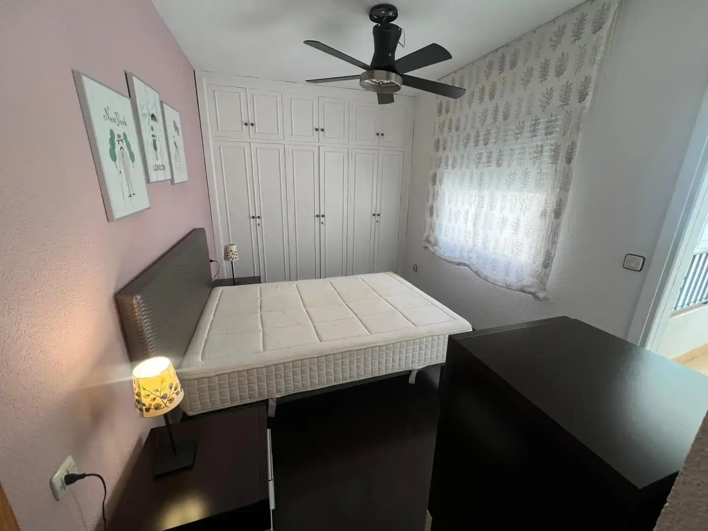 Schlafzimmer von Wohnungen zur Miete in Jaén mit Klimaanlage, Möbliert und Waschmaschine