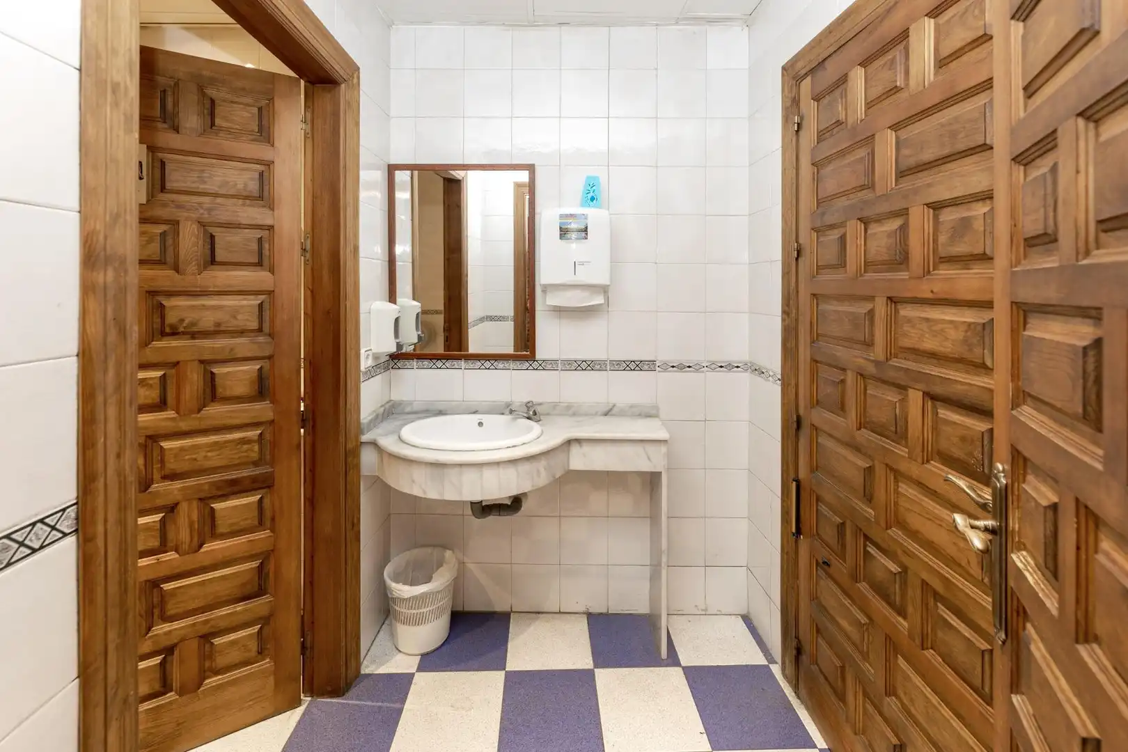Inmuebles singulares en venta en Calle LOJA, imagen 14