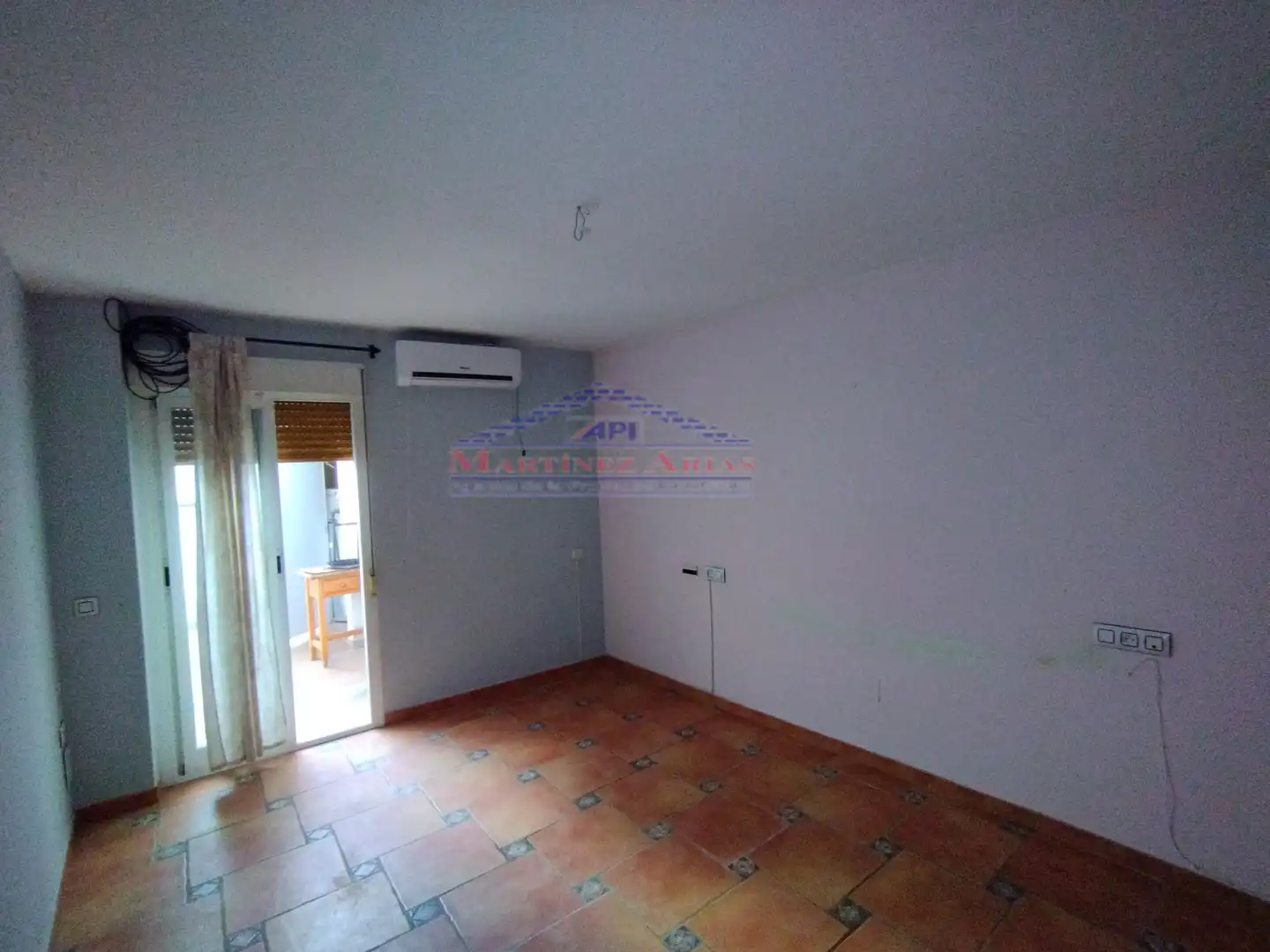 Casa adosada en venda en Cambil amb Terrassa