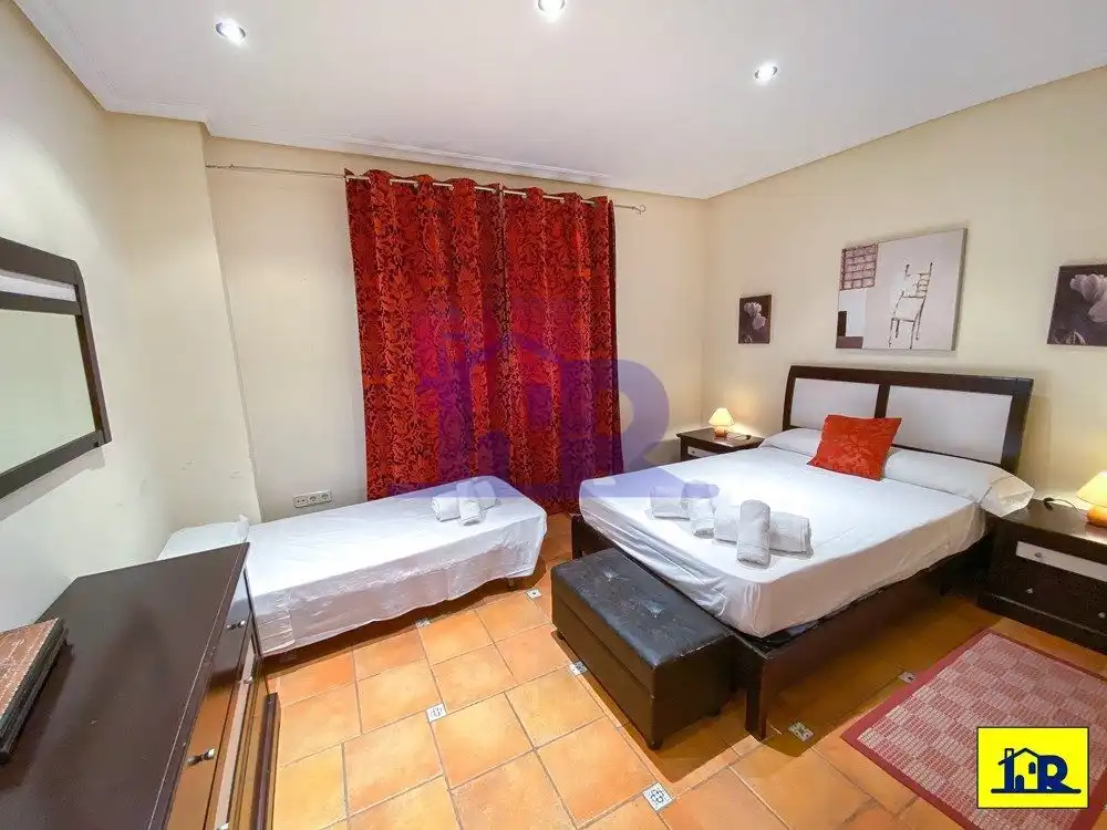 Bedroom of Houses for sale in Arcas del Villar  with Air Conditioner, Heating and Terrace