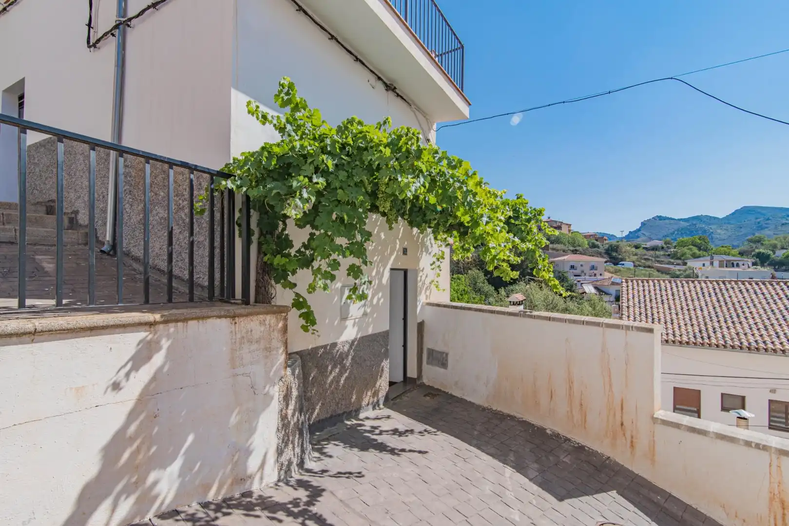 Vista exterior de Casa adosada en venta en Quéntar con Calefacción, Terraza y Trastero