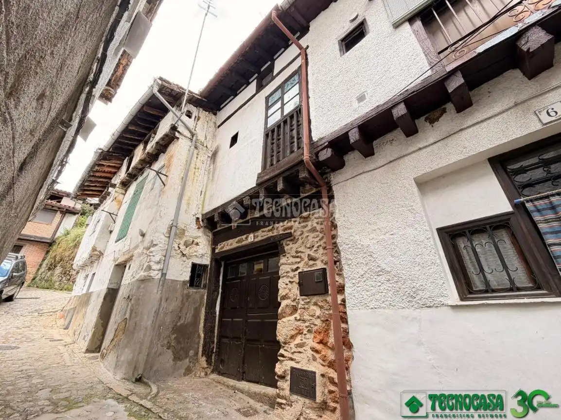 Vista exterior de Casa adosada en venda en Guisando amb Calefacció