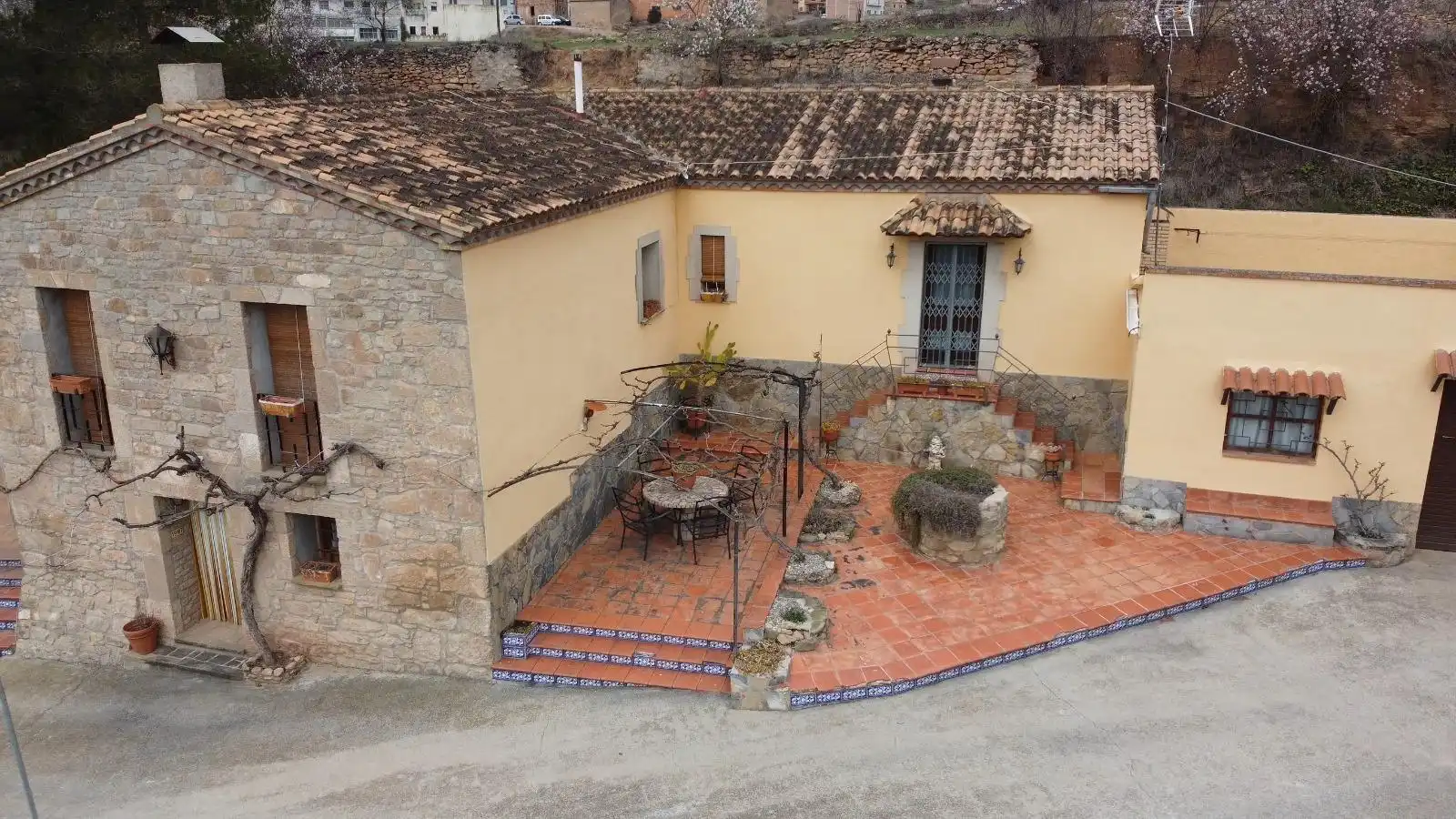 Exterior view of Country homes for sale in Fonollosa  with Private garden, Terrace and Storage room