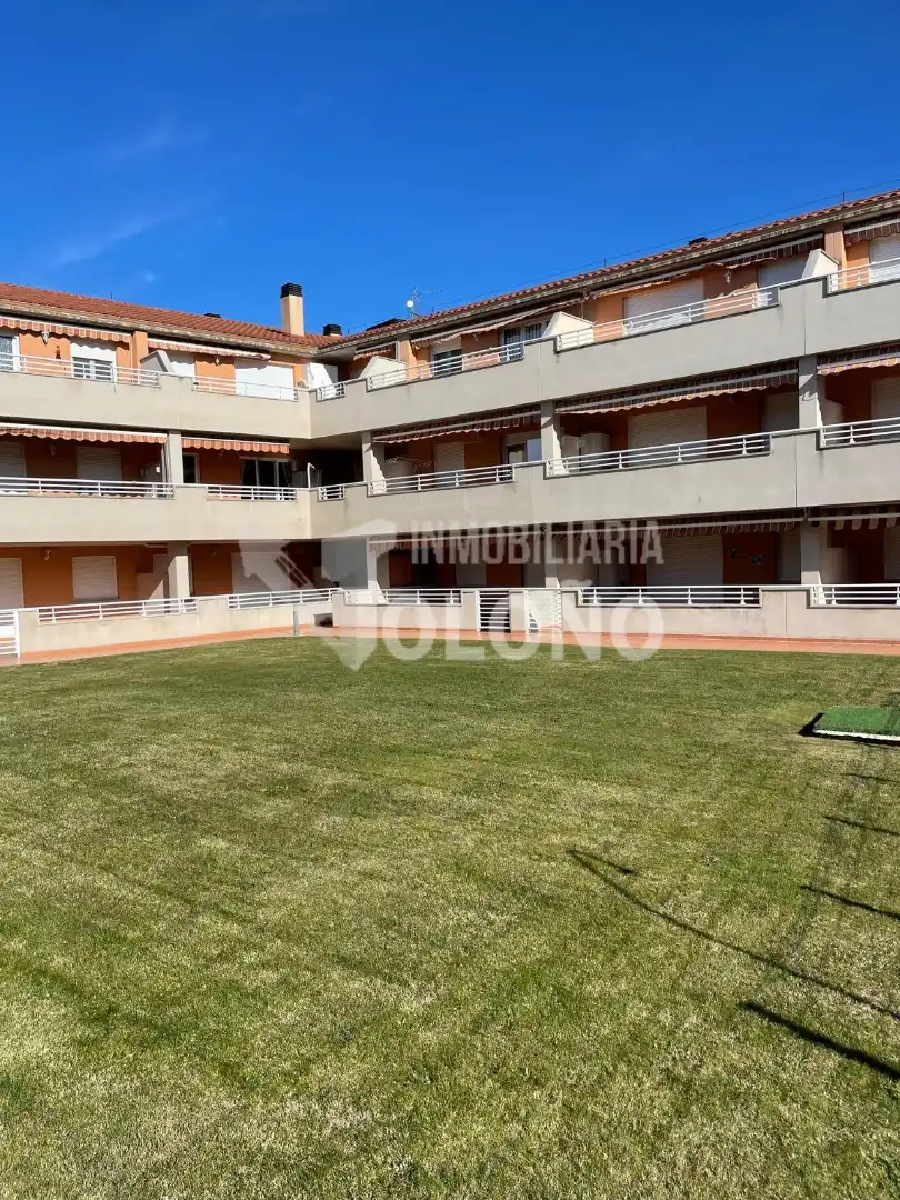 Vista exterior de Apartamento en venta en Alesanco con Calefacción, Terraza y Trastero