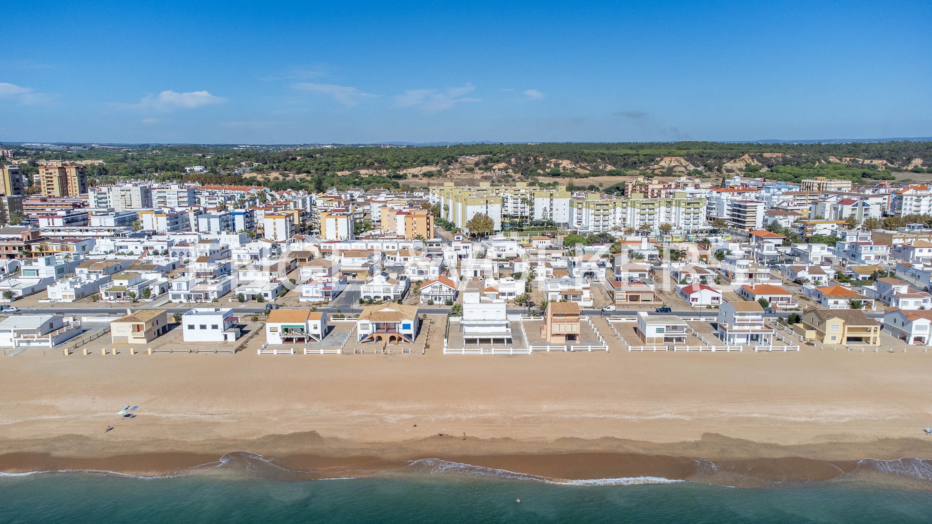 Exterior view of Country house for sale in La Antilla  with Air Conditioner, Heating and Private garden