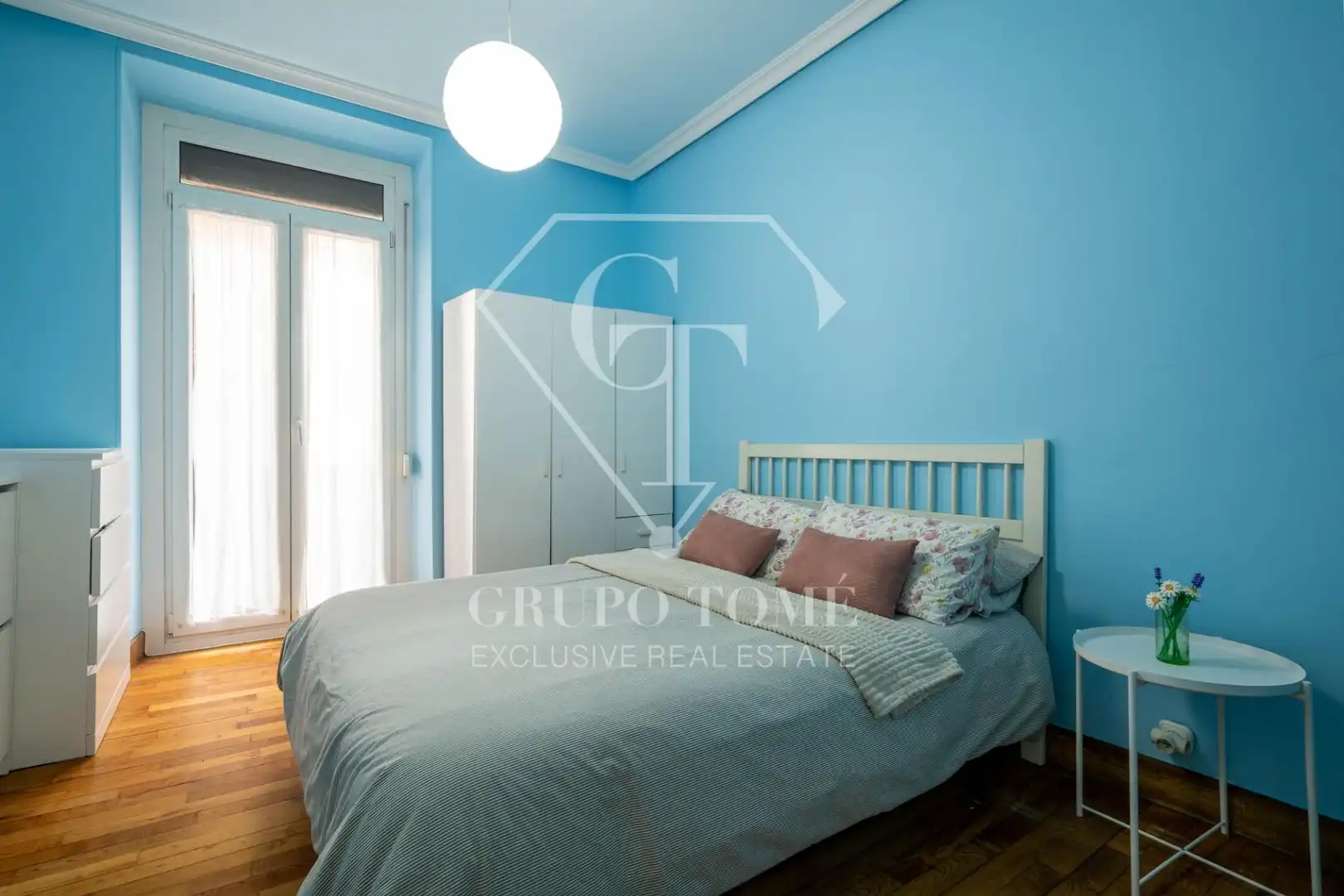Habitación de Piso en venta en Donostia - San Sebastián  con Calefacción, Amueblado y Balcón