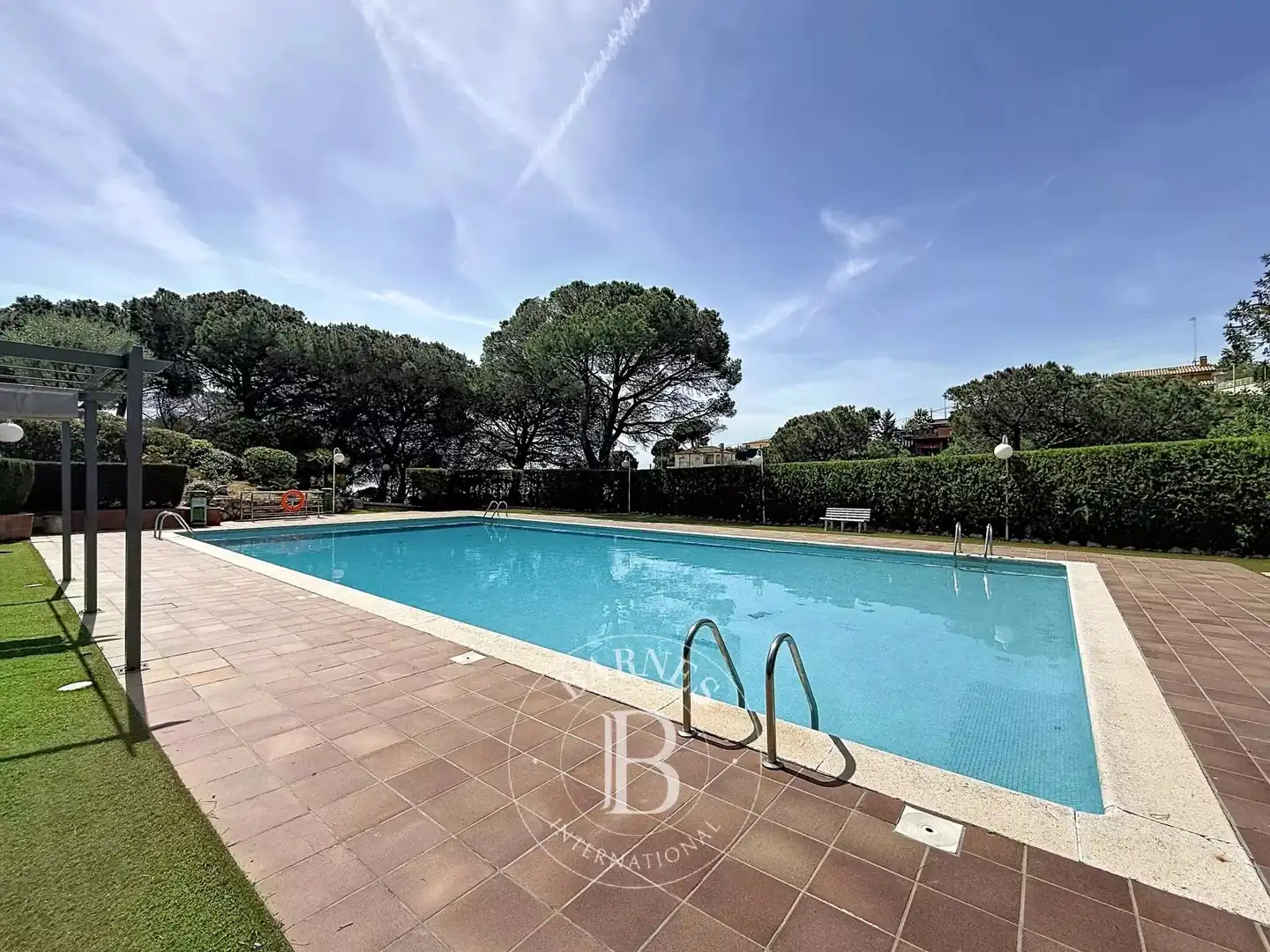 Piscina de Casa adosada en venta en Mataró con Aire acondicionado, Calefacción y Terraza