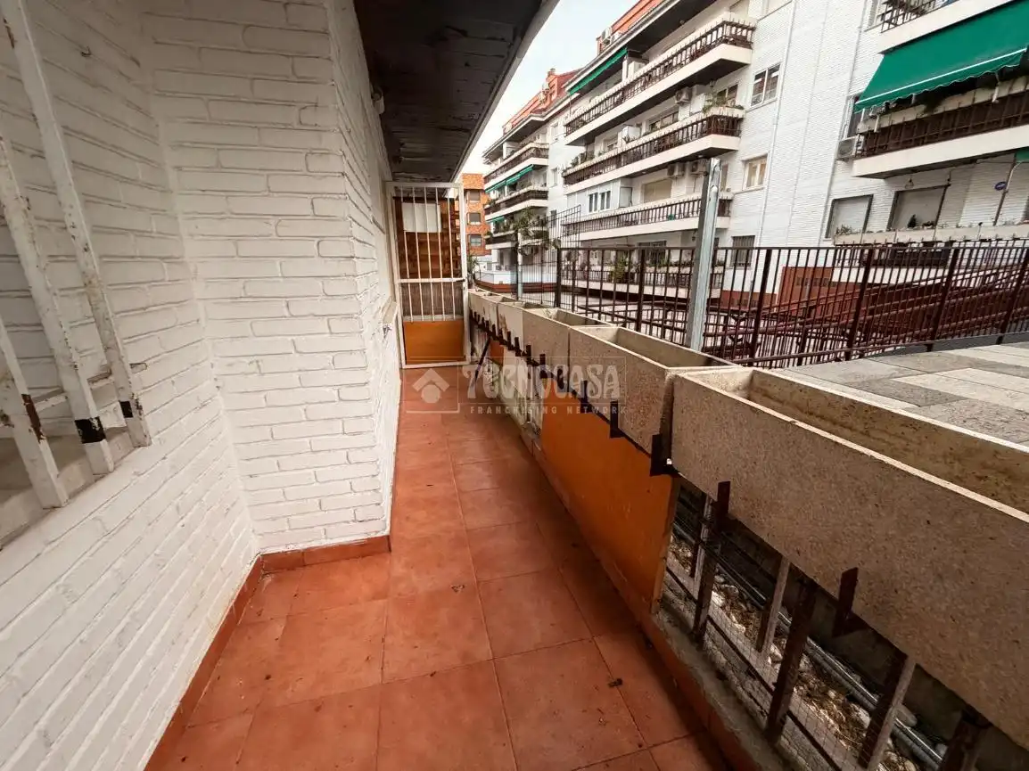 Vista exterior de Piso en venta en Majadahonda con Aire acondicionado, Calefacción y Terraza