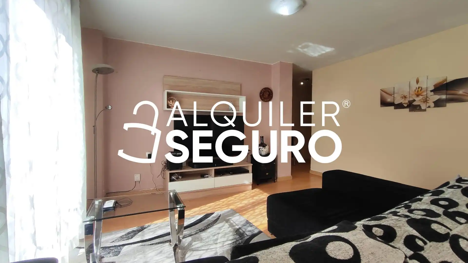 Sala d'estar de Pis de lloguer en Valencia amb Aire condicionat, Terrassa i Moblat