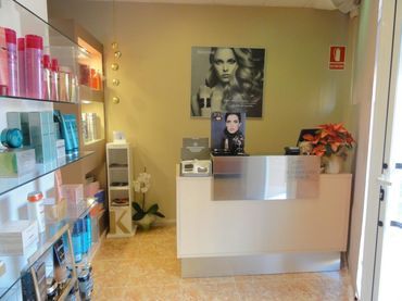 Local comercial de lloguer a SARDANA 2