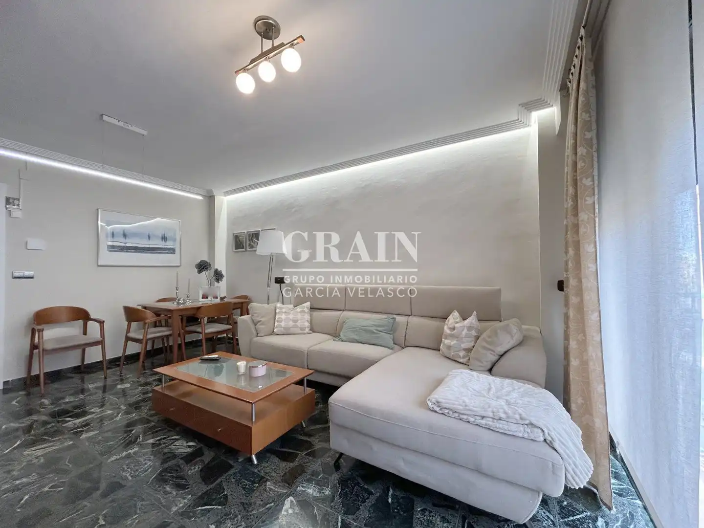 Sala d'estar de Àtic en venda en  Albacete Capital amb Aire condicionat, Calefacció i Terrassa