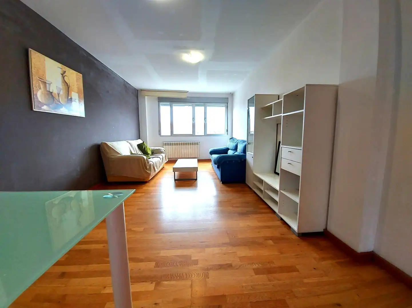 Sala de estar de Piso en venta en  Logroño con Calefacción, Parquet y Trastero