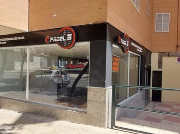 Local comercial en venta en Renfe - Bulevar 1ª y 2ª Fase