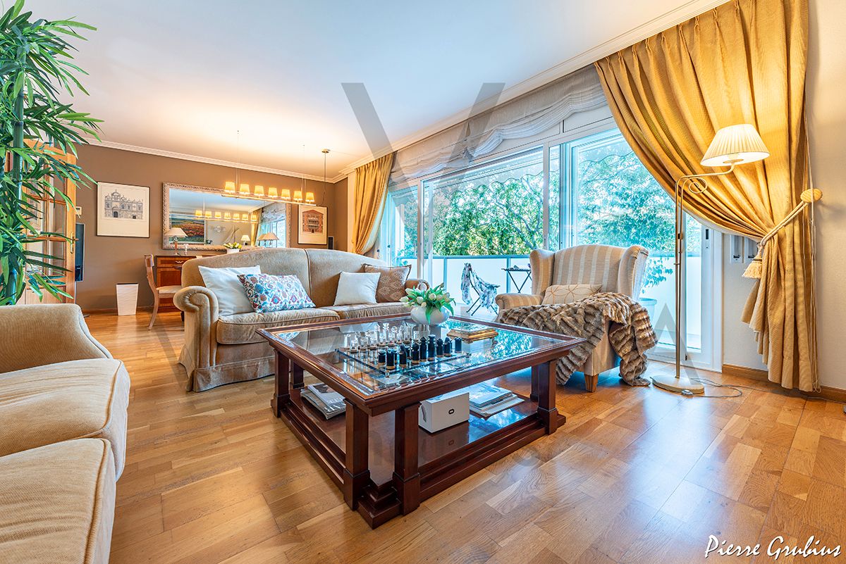 Living room of Flat for sale in Reus  with Air Conditioner, Heating and Parquet flooring