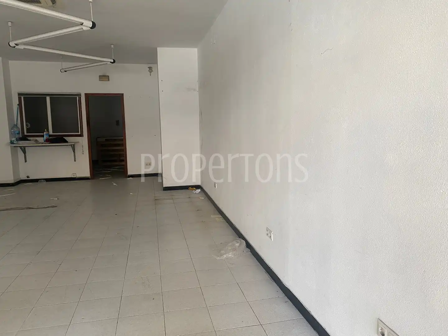 Local comercial en alquiler en Las Arenas, imagen 10
