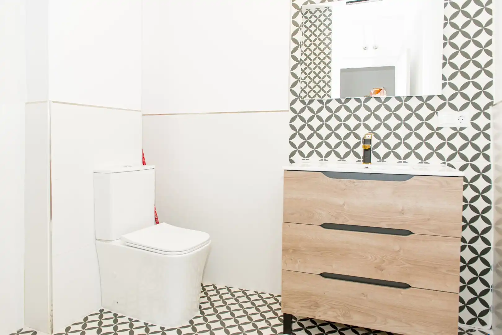 Baño de Piso en venta en Ponferrada con Calefacción y Amueblado